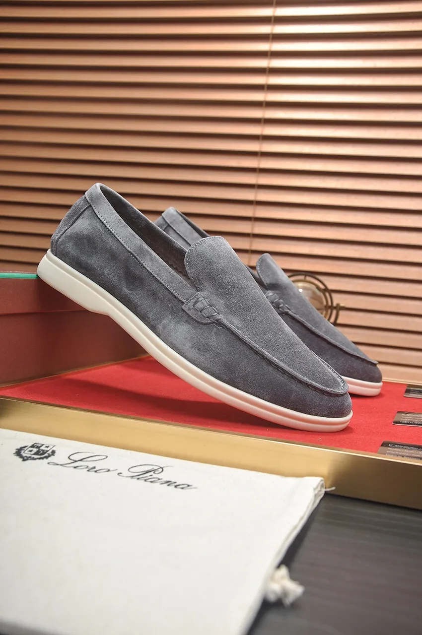 Men's shoes 💰400💶[𝐥𝐨𝐫𝐨 𝐏𝐢𝐚𝐧𝐚] [Couple model] High-end quality, affordable price, LP classic loafers, Italian treasure brand, the only brand that can match Hermès! Only after wearing it do we know that we can’t live up to our feet. Women’s code: 35-40 (customized sizes 34, 41, 42 are non-returnable) Men’s code: 38-44 (customized 45, 46, 47, 48 are non-refundable) Fabric: Customized imported cashmere Lining: Customized imported fetal cowhide Foot: Imported benzene-dyed calfskin Outsole: Exclusive original glass rubber outsole
